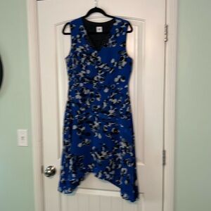 Cabi Size M Untamed Dress in Electric Blue Cobalt Floral